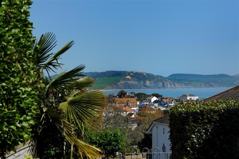 The Lodge Lyme Regis Buitenkant foto