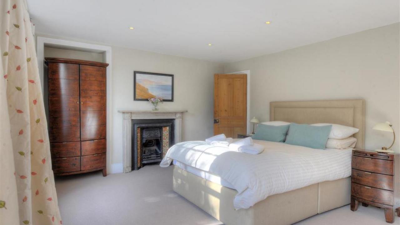 The Lodge Lyme Regis Buitenkant foto